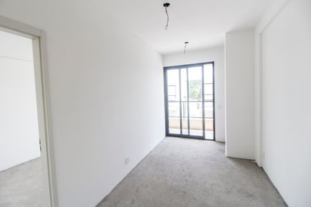 Sala  de casa de condomínio à venda com 4 quartos, 214m² em Residencial Onze (alphaville), Santana de Parnaíba
