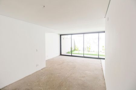 Sala  de casa de condomínio à venda com 4 quartos, 214m² em Residencial Onze (alphaville), Santana de Parnaíba