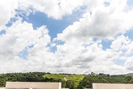 Casa de condomínio à venda com 214m², 4 quartos e 2 vagas Casa de condomínio à venda com 214m², 4 quartos e 2 vagasVista da Suíte