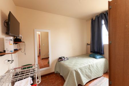 Apartamento à venda com 3 quartos, 55m² em Jardim Industrial, Contagem