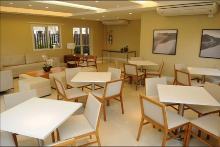 Apartamento para alugar com 55m², 2 quartos e 1 vaga Apartamento para alugar com 55m², 2 quartos e 1 vagaÁrea comum