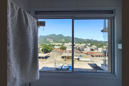 Apartamento para alugar com 55m², 2 quartos e 1 vaga Apartamento para alugar com 55m², 2 quartos e 1 vagaVista da Área de Serviço