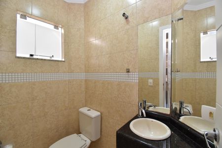 Casa de condomínio para alugar com 148m², 3 quartos e 2 vagasLavabo