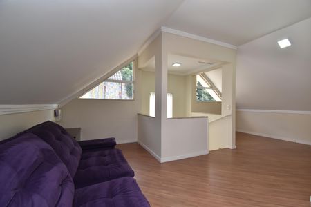 Casa de condomínio para alugar com 148m², 3 quartos e 2 vagasÁtico