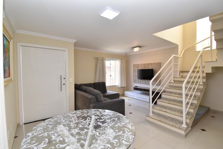 Casa de condomínio para alugar com 148m², 3 quartos e 2 vagasSala