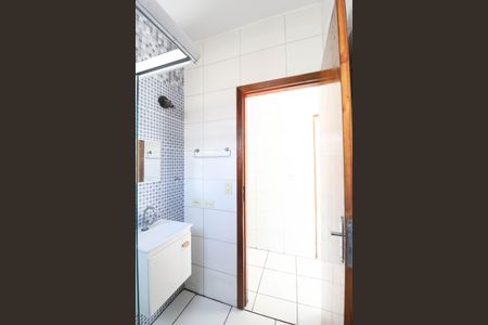 Casa para alugar com 2 quartos, 70m² em Vila Nova Galvão, São Paulo