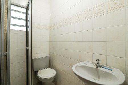 Banheiro de apartamento para alugar com 1 quarto, 45m² em Parada Inglesa, São Paulo