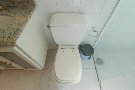 Apartamento à venda com 70m², 2 quartos e 1 vaga Apartamento à venda com 70m², 2 quartos e 1 vagaBanheiro