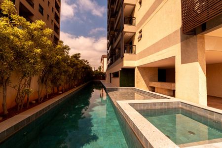 Apartamento à venda com 40m², 1 quarto e 1 vaga Apartamento à venda com 40m², 1 quarto e 1 vagaÁrea comum - Piscina