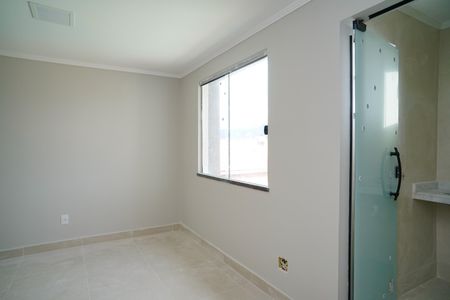 Suíte 1 de casa de condomínio para alugar com 2 quartos, 95m² em Itaipuaçu, Maricá