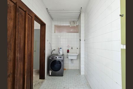 Apartamento para alugar com 243m², 4 quartos e 2 vagasÁrea de Serviço