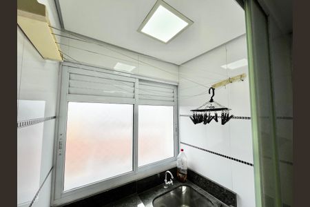 Apartamento à venda com 48m², 2 quartos e 1 vaga Apartamento à venda com 48m², 2 quartos e 1 vagaÁrea de Serviço