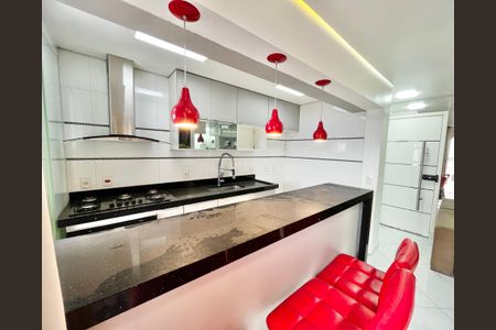 Apartamento à venda com 48m², 2 quartos e 1 vaga Apartamento à venda com 48m², 2 quartos e 1 vagaCozinha