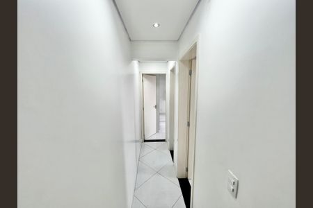 Apartamento à venda com 48m², 2 quartos e 1 vaga Apartamento à venda com 48m², 2 quartos e 1 vagaCorredor