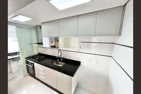 Apartamento à venda com 48m², 2 quartos e 1 vaga Apartamento à venda com 48m², 2 quartos e 1 vagaCozinha