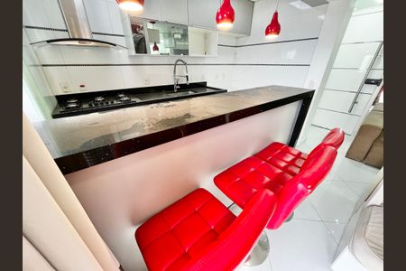 Apartamento à venda com 48m², 2 quartos e 1 vaga Apartamento à venda com 48m², 2 quartos e 1 vagaCozinha