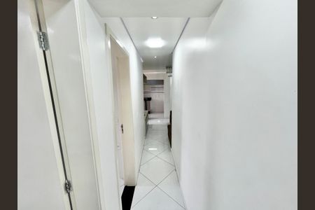 Apartamento à venda com 48m², 2 quartos e 1 vaga Apartamento à venda com 48m², 2 quartos e 1 vagaCorredor