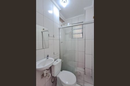 Banheiro de kitnet/studio para alugar com 1 quarto, 31m² em Sé, São Paulo