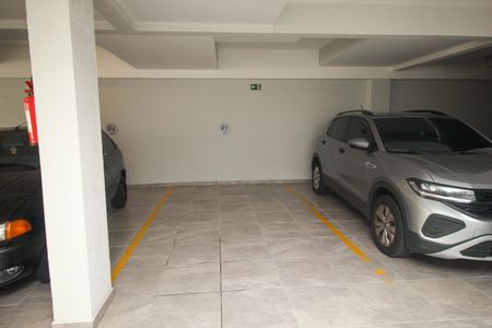 Apartamento à venda com 100m², 2 quartos e 1 vaga Apartamento à venda com 100m², 2 quartos e 1 vagaGaragem