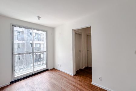 Apartamento à venda com 39m², 2 quartos e sem vaga Apartamento à venda com 39m², 2 quartos e sem vagaSala