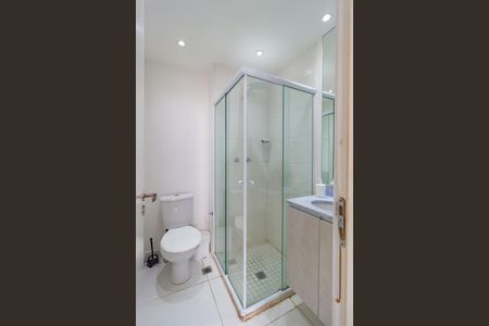 Banheiro de kitnet/studio à venda com 1 quarto, 19m² em Brás, São Paulo