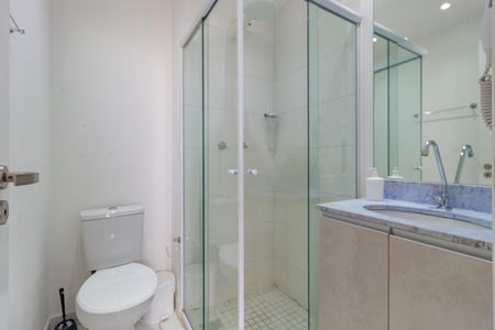 Banheiro de kitnet/studio à venda com 1 quarto, 19m² em Brás, São Paulo