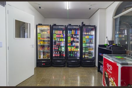 Apartamento à venda com 52m², 2 quartos e 1 vagaMini Mercado