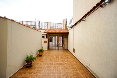 Casa de condomínio para alugar com 67m², 2 quartos e 2 vagasEntrada