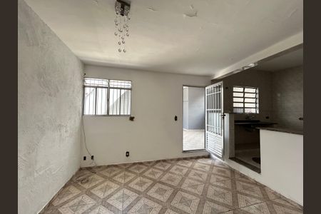 Sala de casa para alugar com 2 quartos, 80m² em Vila Pirituba, São Paulo