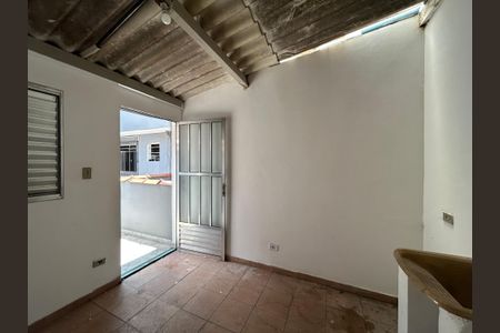 Casa para alugar com 80m², 2 quartos e 2 vagasÁrea de Serviço