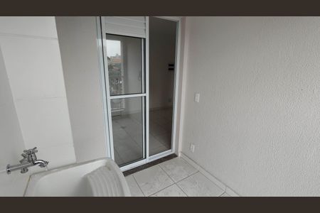Apartamento para alugar com 34m², 2 quartos e sem vaga Apartamento para alugar com 34m², 2 quartos e sem vagaÁrea de Serviço