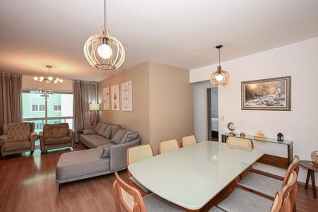 Apartamento à venda com 112m², 3 quartos e 2 vagasSala