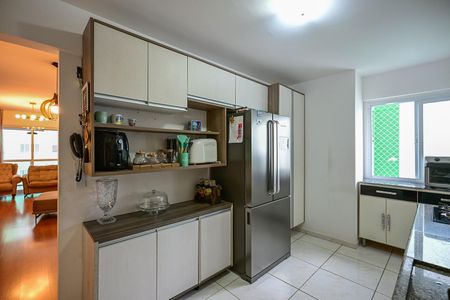 Apartamento à venda com 112m², 3 quartos e 2 vagasCozinha