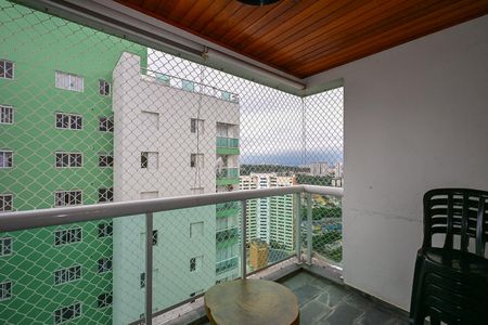 Apartamento à venda com 112m², 3 quartos e 2 vagasVaranda