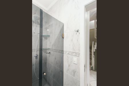 Casa de condomínio à venda com 132m², 3 quartos e 3 vagas Casa de condomínio à venda com 132m², 3 quartos e 3 vagasBanheiro 2