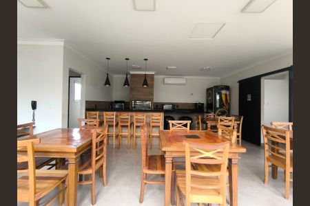 Casa de condomínio à venda com 132m², 3 quartos e 3 vagas Casa de condomínio à venda com 132m², 3 quartos e 3 vagasÁrea comum - Salão de festas