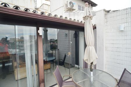 Apartamento à venda com 270m², 2 quartos e 2 vagasVaranda