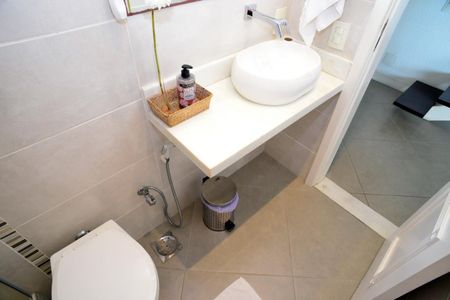 Apartamento à venda com 270m², 2 quartos e 2 vagasBanheiro Social