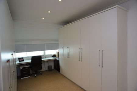 Apartamento à venda com 270m², 2 quartos e 2 vagasCloset