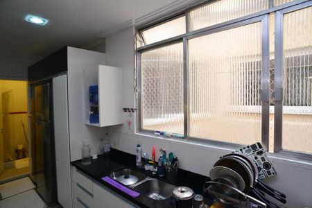 Apartamento à venda com 270m², 2 quartos e 2 vagasCozinha