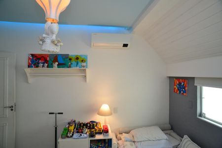 Apartamento à venda com 270m², 2 quartos e 2 vagasSuíte