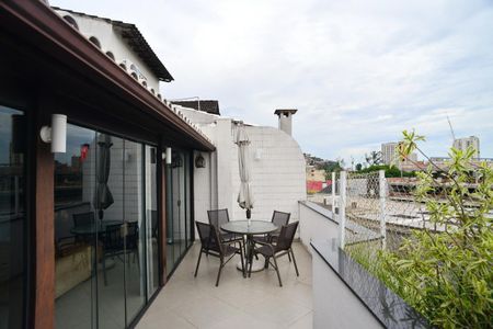 Apartamento à venda com 270m², 2 quartos e 2 vagasVaranda