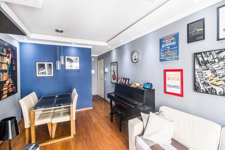 Apartamento à venda com 68m², 3 quartos e 1 vaga Apartamento à venda com 68m², 3 quartos e 1 vagaSala