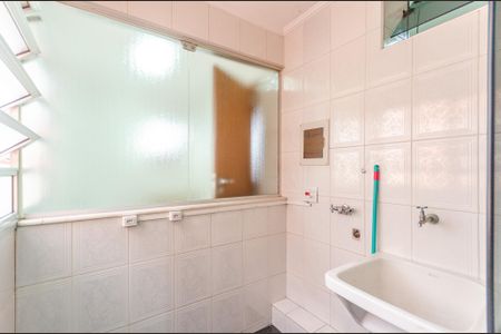 Apartamento para alugar com 80m², 3 quartos e 1 vagaÁrea de Serviço