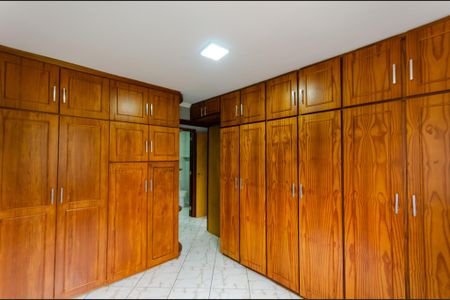 Apartamento para alugar com 80m², 3 quartos e 1 vagaQuarto 1