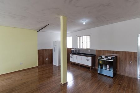 Casa à venda com 270m², 5 quartos e 4 vagasCasa 3 - Quarto e Cozinha