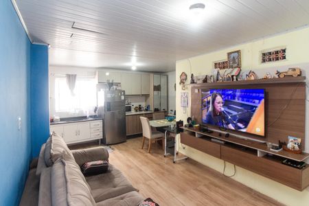 Casa à venda com 270m², 5 quartos e 4 vagasCasa 1 - Sala e Cozinha