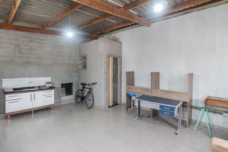 Casa à venda com 270m², 5 quartos e 4 vagasSalão