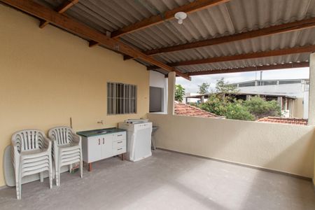 Casa à venda com 270m², 5 quartos e 4 vagasCasa 3 - Área de Serviço