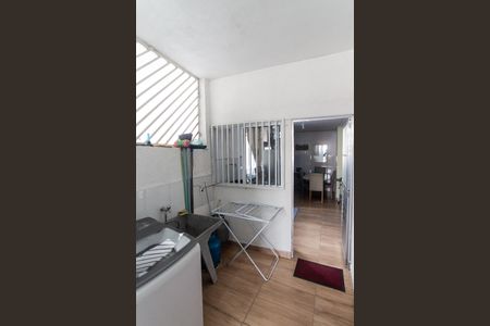 Casa à venda com 270m², 5 quartos e 4 vagasCasa 1 - Área de Serviço